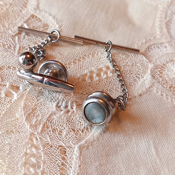 0 Other - VTG Tie Clips, Silver Tone-Mother of Pearl, and Abstract Design